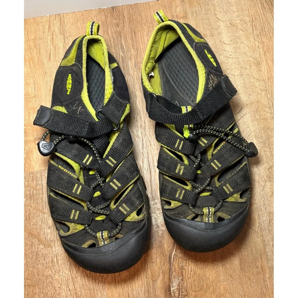 Keen Sandals Kids 4M Newport H2 Shoes Black Yellow Waterproof Hiking Water Sport